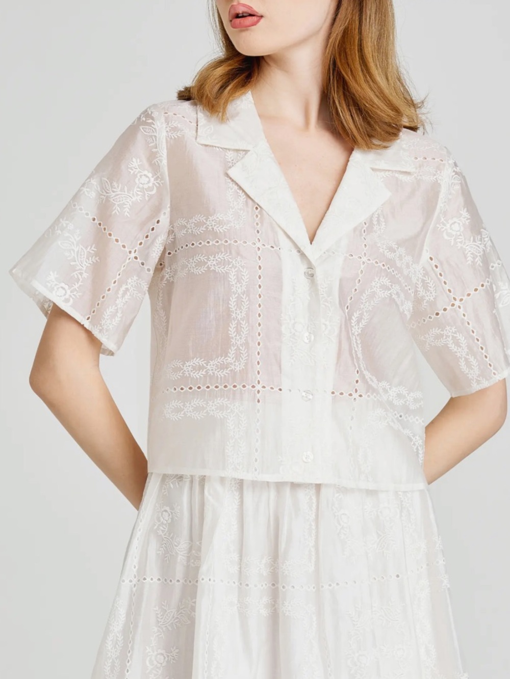 NWT Wayf Rosalie Embroidered Crop Button-Down Top